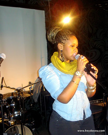 intimate&interactive3