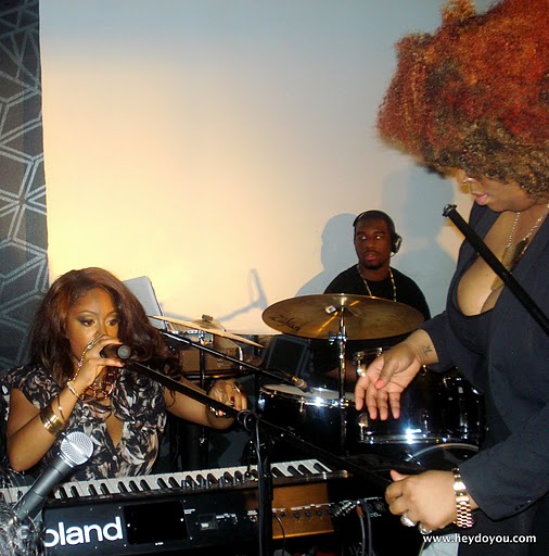 intimate&interactive6