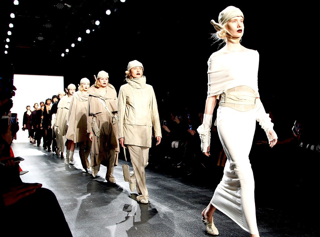 rs_1024x759-160211110203-1024.New-York-Fashion-Week-Fall-2016