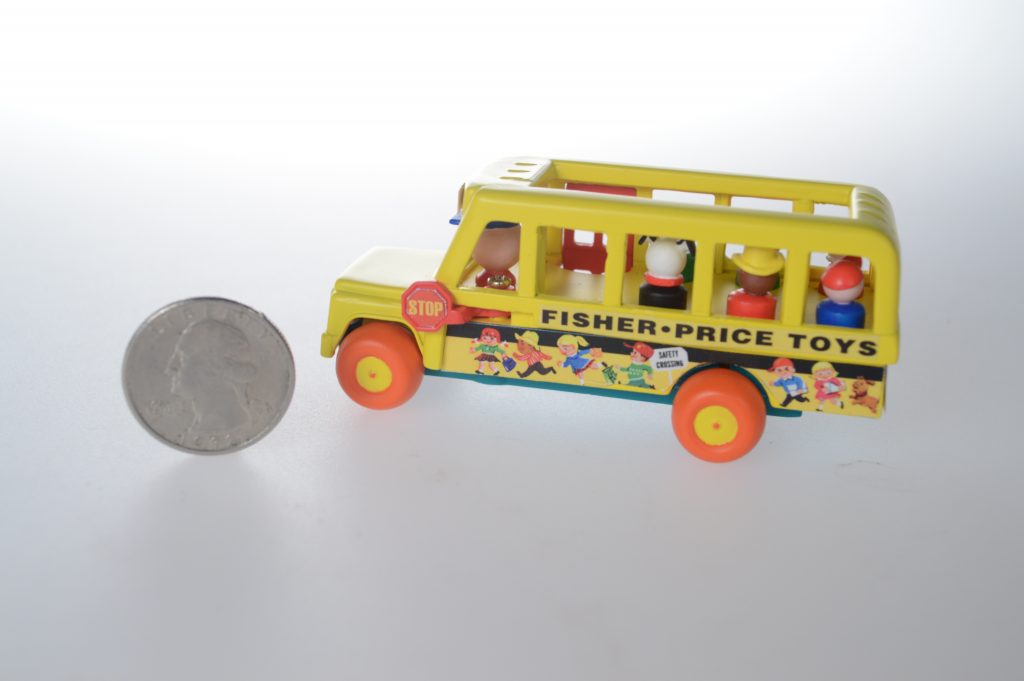 SI WS FP LITTLE PEOPLE BUS_SCALE