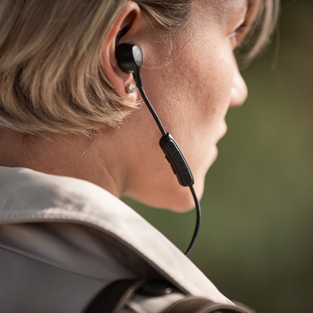 04_Bose QuietControl 30