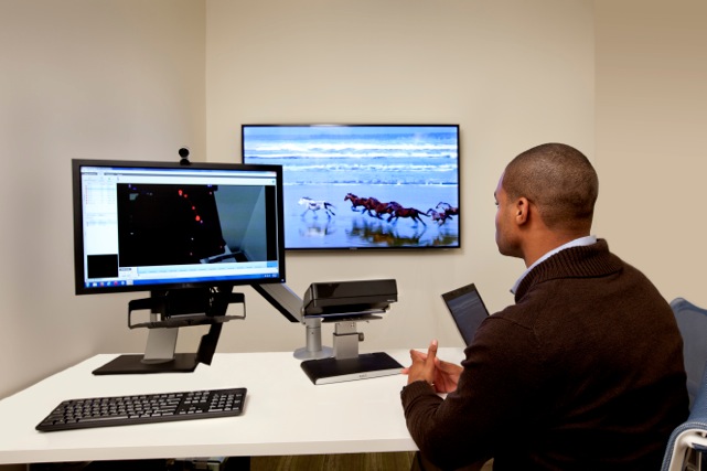 TimeWarner_Medialab-Eye_Trackign_Lab_pp6699669635247970601648000